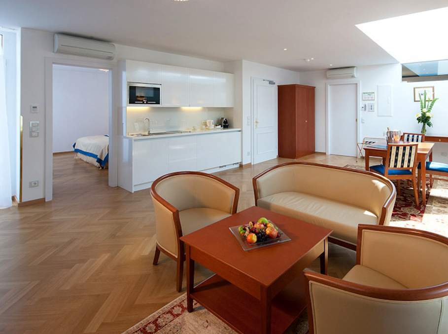 Ambassador Hotel Wien